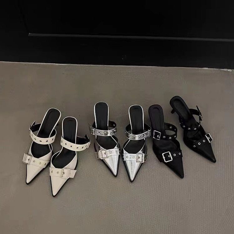 Eleganti Slip On con Tacco 5 cm e Borchie